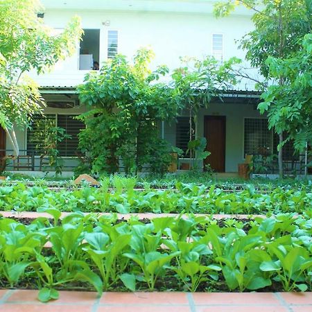 My Parents Guesthouse Kampot Eksteriør billede