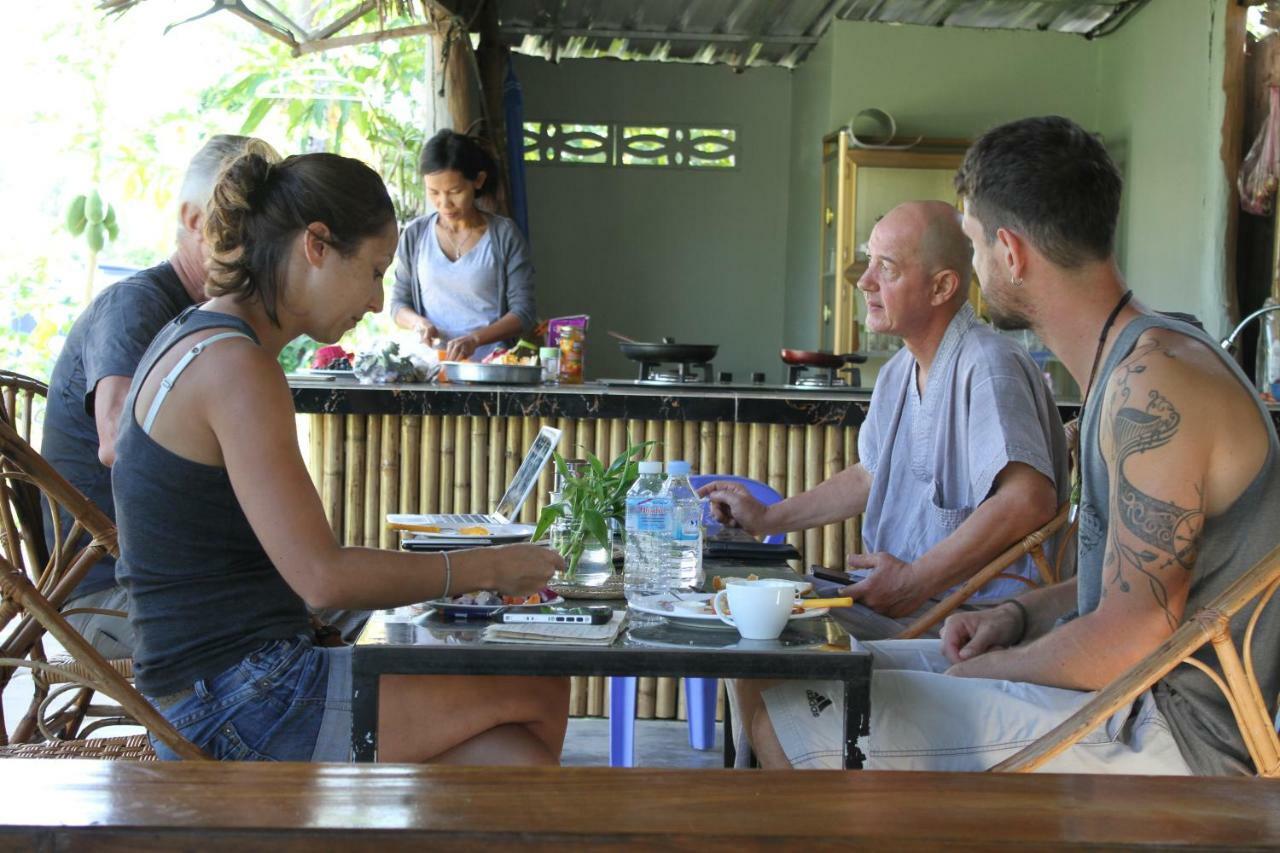 My Parents Guesthouse Kampot Eksteriør billede